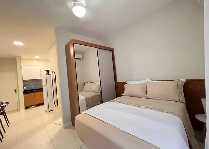 207 Vendaval - Flat 1 Quadra Praia Do Forte Com Ac E Wifi Cabo Frio